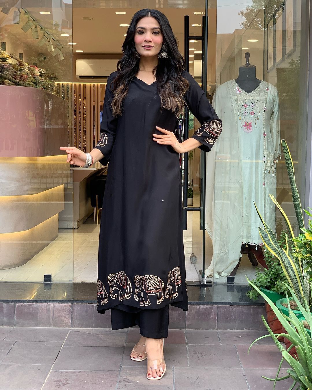 Stylo Present Black Elephant Heavy Suit Set