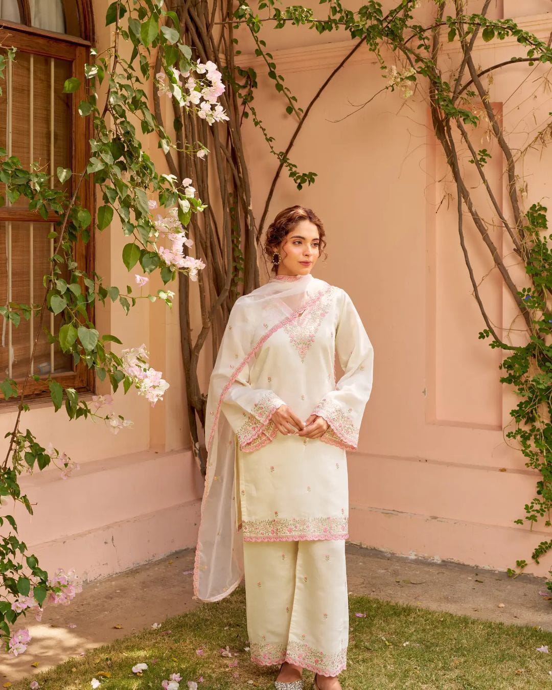 White bul bul suit set