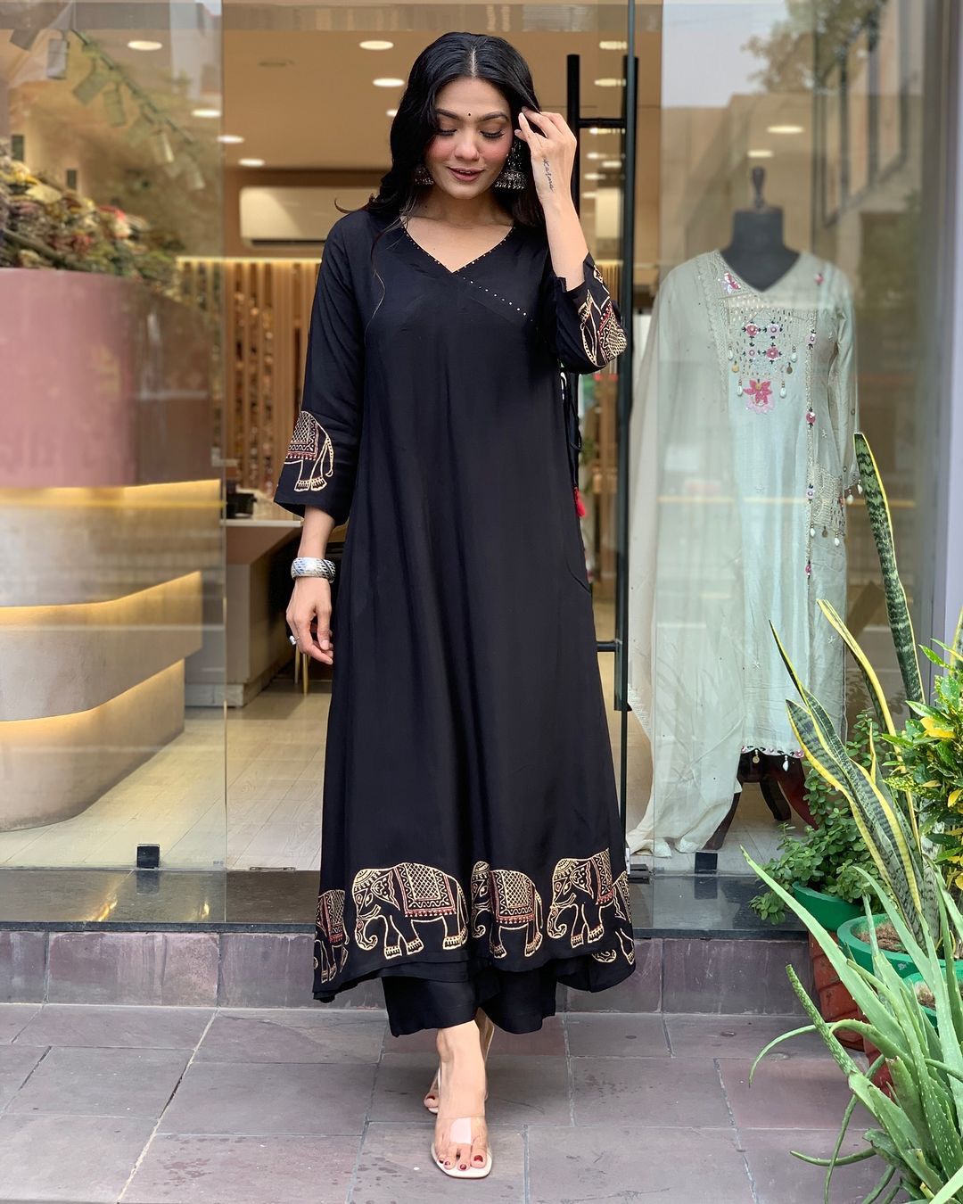 Stylo Present Black Elephant Heavy Suit Set