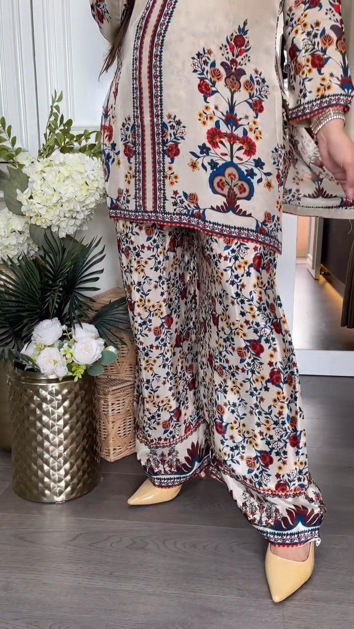 Luxurious Printed Cord-Set