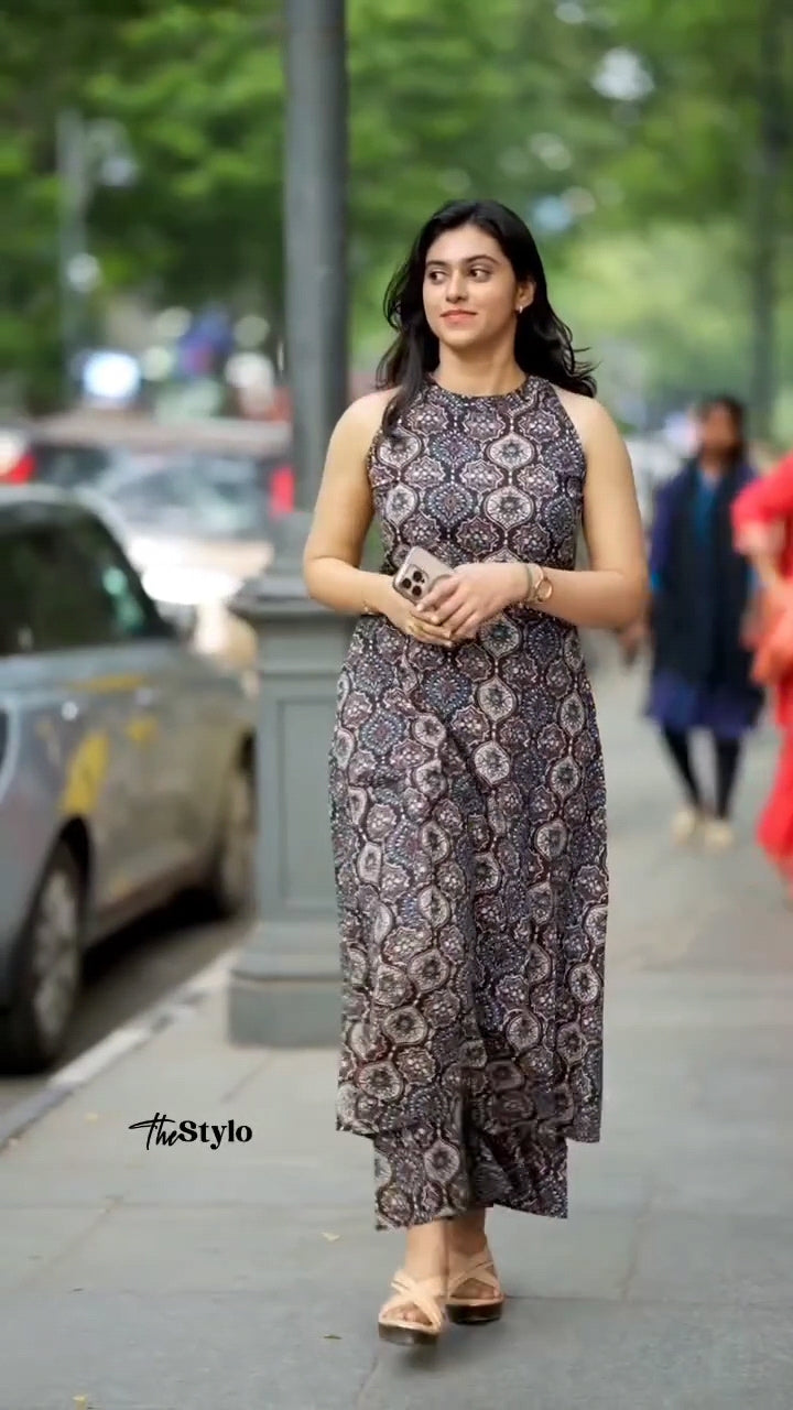 Chic & Modern Ajrak Print Kurti with Palazzo