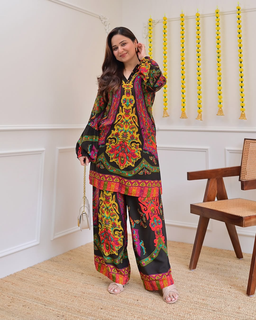 Vibrant Printed Cord Set